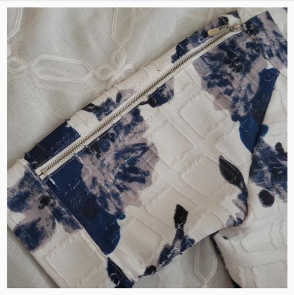 Gracia 100% Polyester small crop top - Picture 5 of 16